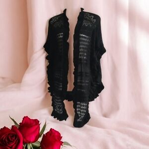 Shall black knit size M-L open ruffled edge crocheted look excellent sha…